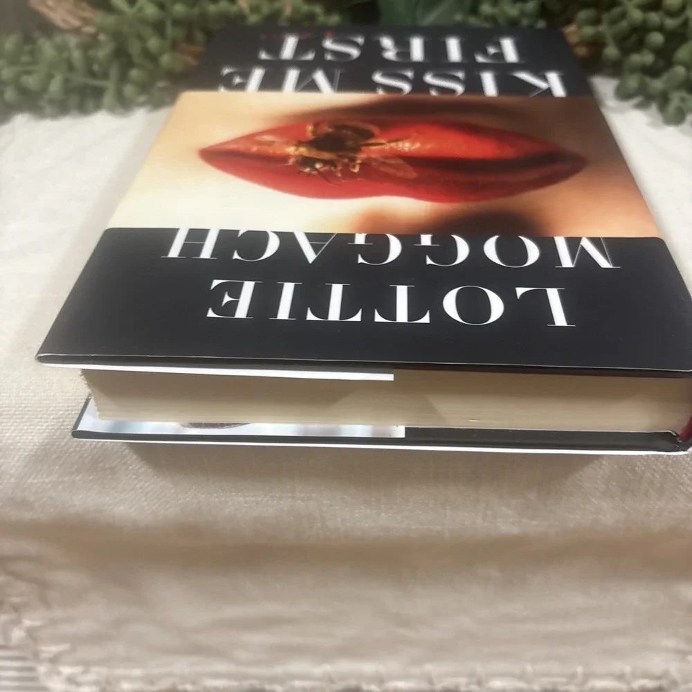 Kiss Me First by Lottie Moggach 2013, Hardcover First Edition Memorable Novel